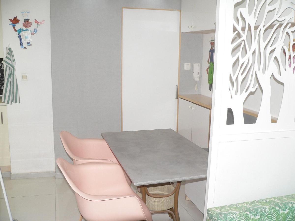 Liege Centre 6 Rue Montagne Sainte Walburge, 4000 Liege, Pour 2 Pers A 3 Minutes De La Gare St Lambert Apartment Екстериор снимка
